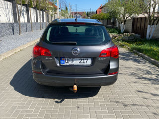 Opel Astra foto 16