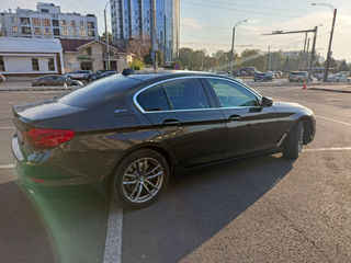 BMW 5 Series foto 2