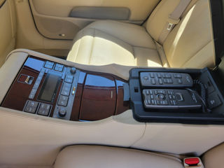 Lexus LS Series foto 7