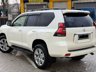 Toyota Land Cruiser Prado foto 4