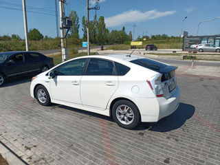 Toyota Prius foto 1