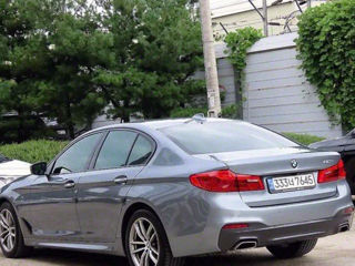 BMW 5 Series foto 2