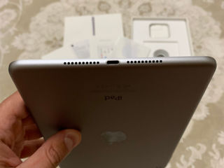 Apple iPad mini 4 128GB Wi-Fi 7.9inch Space Gray foto 8