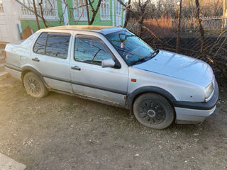 Volkswagen Vento foto 2