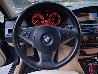 BMW 5 Series foto 7