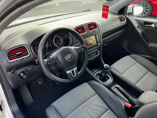 Volkswagen Touran foto 10