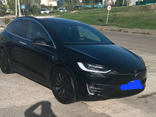 Tesla Model X foto 4