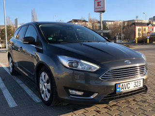 Ford Focus foto 3