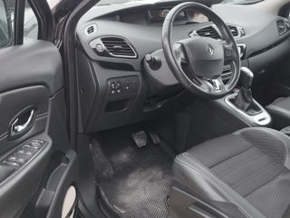 Renault Grand Scenic foto 9