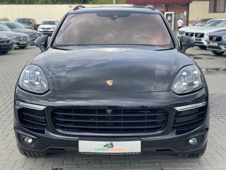 Porsche Cayenne foto 2