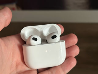 AirPods 3 foto 1