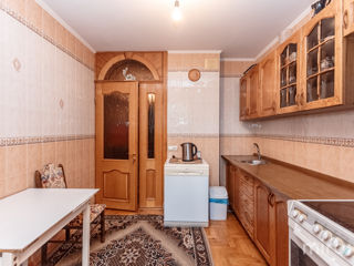 Apartament cu 4 camere, 85 m², Râșcani, Chișinău foto 2