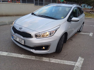 KIA Ceed foto 2