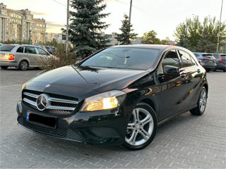 Mercedes A-Class foto 1