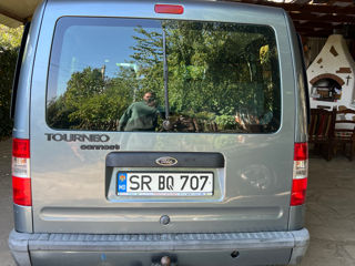 Ford Tourneo Connect foto 5