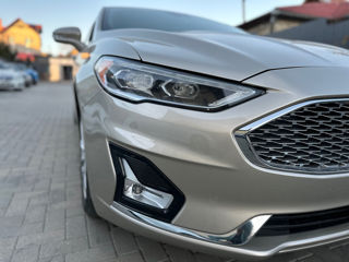 Ford Fusion foto 18