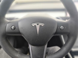 Tesla Model 3 foto 9