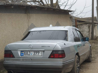 Mercedes E-Class foto 5