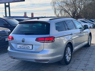 Volkswagen Passat foto 4