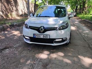 Renault Scenic фото 5