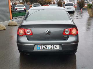 Volkswagen Passat foto 6