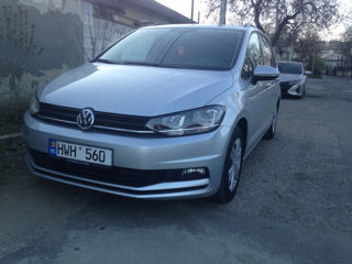 Volkswagen Touran foto 8