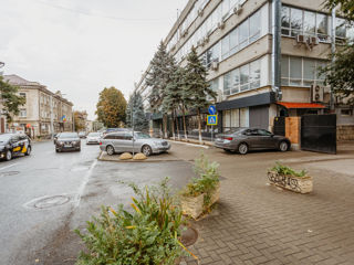 Spațiu comercial/office de vânzare în ultra-centrul Chișinăului, str. Vasile Alecsandri foto 1