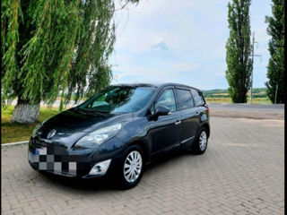 Renault Grand Scenic foto 3