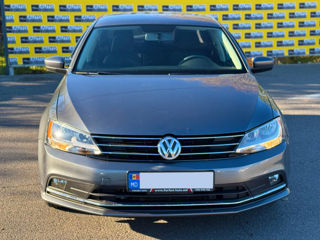 Volkswagen Jetta foto 2