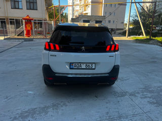 Peugeot 5008 foto 4