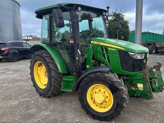 John Deere 5085