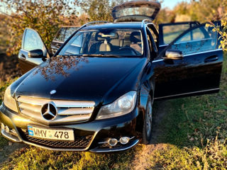 Mercedes C-Class foto 7