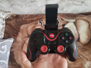 Vând gamepad foto 2