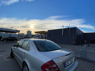 Mercedes E-Class foto 5