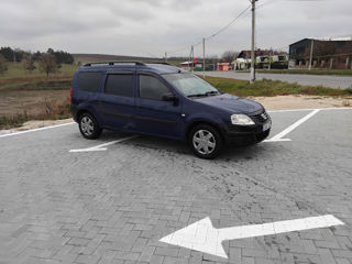 Dacia Logan foto 4