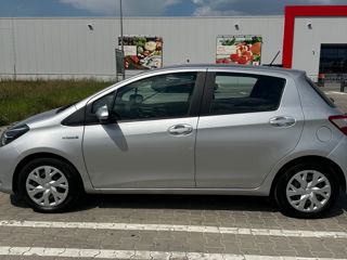 Toyota Yaris foto 2