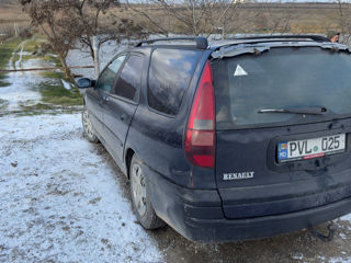 Renault Laguna foto 5