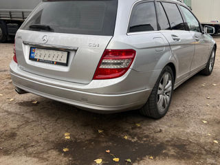 Mercedes C-Class foto 4