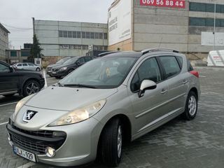 Peugeot 207 foto 8