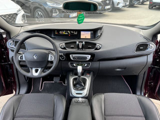 Renault Grand Scenic foto 8