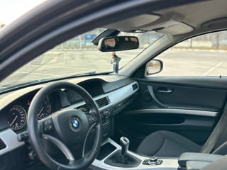 BMW 3 Series foto 4