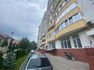 3-х комнатная квартира, 105 м², Чокана, Кишинёв