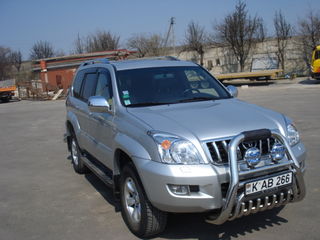 Toyota Land Cruiser Prado фото 0