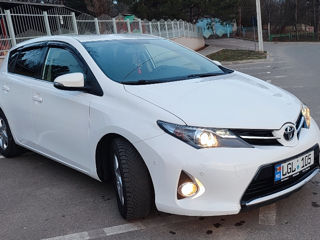 Toyota Auris foto 3