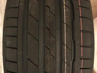 Hankook 245/45 R18 foto 2