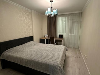 Apartament cu 2 camere, 66 m², Centru, Chișinău foto 4