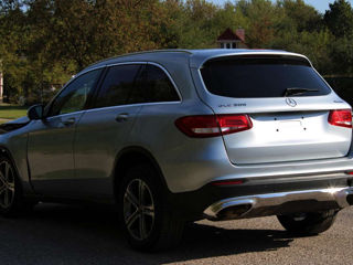 Mercedes GLC foto 6