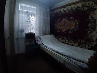 Продаём Дом дачу 2 комн - кухня - прихожая - баня с саунной - село Бык 6 км от Кишинёва - 6 соток ес foto 4