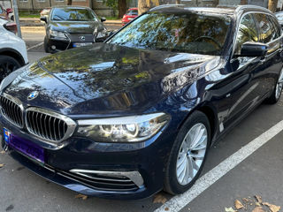 BMW 5 Series Touring foto 1