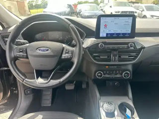 Ford Kuga foto 8